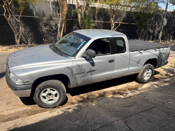 DODGE DAKOTA 2.5 SPORT 4X2 CE 8V TURBO DIESEL 2P MANUAL DODGE DAKOTA 2.5 SPORT 4X2 CE 8V TURBO DIESEL 2P MANUAL